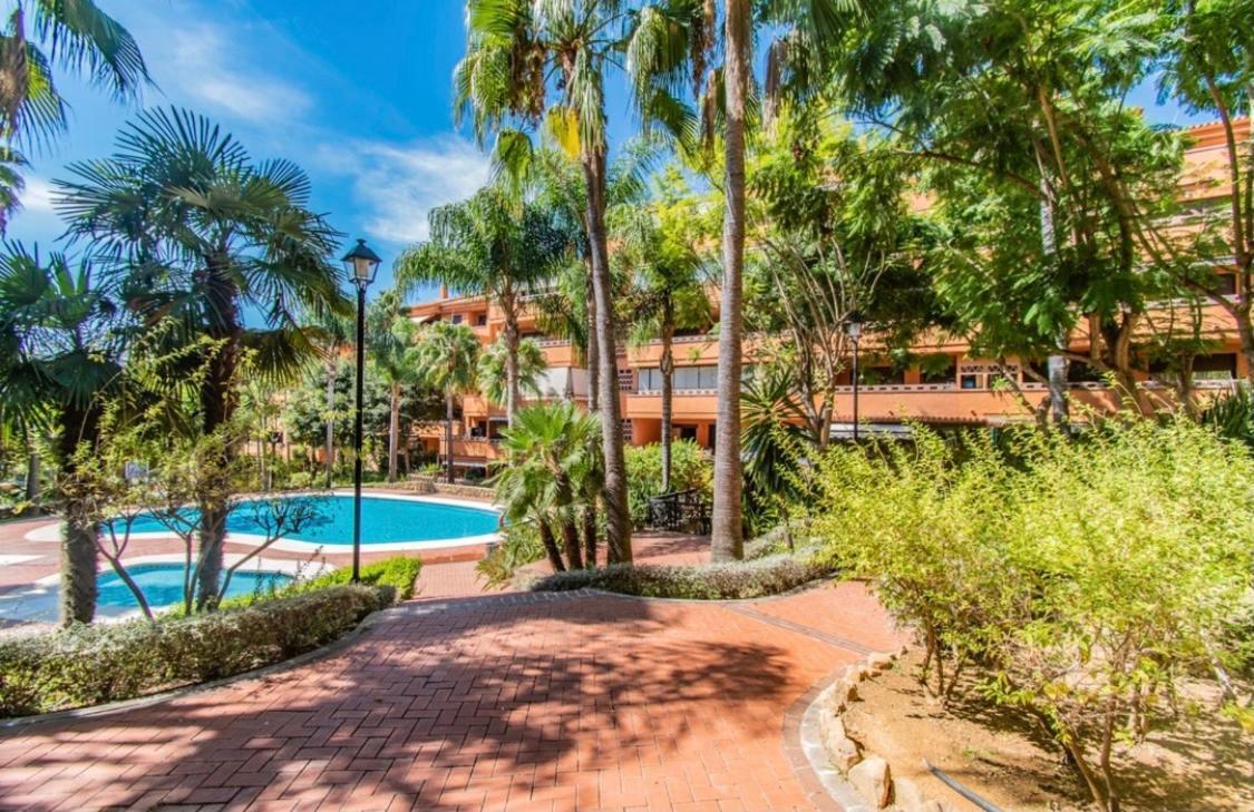 Apartamento Milla De Oro Marbella Dış mekan fotoğraf